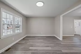 42 S 2nd St, Roxboro, NC 27573 - Photo 4