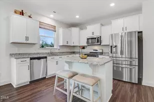 825 Golden Plum Ln, Zebulon, NC 27597 - Photo 6