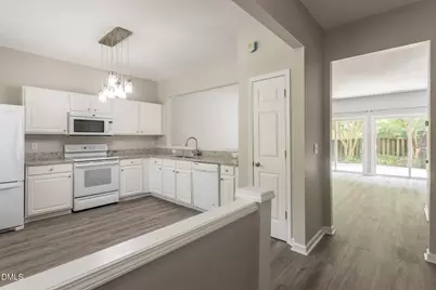 113 Sterling Oaks Court, Morrisville, NC 27560 - Photo 8