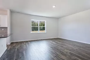 30 Babbling Crk Dr, Youngsville, NC 27596 - Photo 8