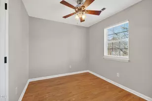 1049 Mills St, Raleigh, NC 27608 - Photo 18
