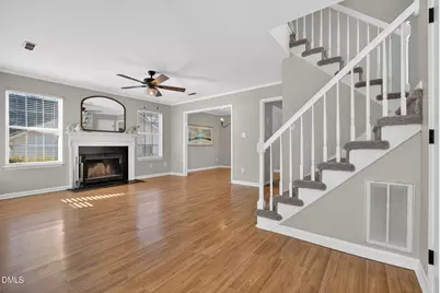 1049 Mills Street, Raleigh, NC 27608 - Photo 2