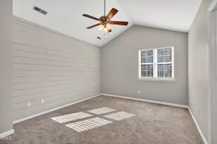 1049 Mills St, Raleigh, NC 27608 - Photo 16