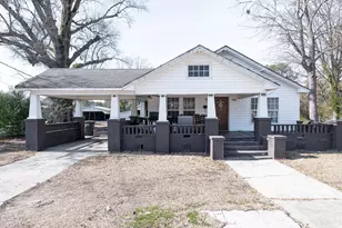 807 N Pollock St, Selma, NC 27576 - Photo 1