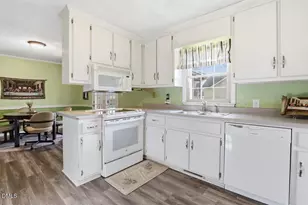 101 Shilou Dr, Pikeville, NC 27863 - Photo 16