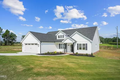 205 N Rabbit Run Drive, Smithfield, NC 27577 - Photo 2