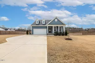 217 Salem Vlg Dr, Fuquay Varina, NC 27526 - Photo 2
