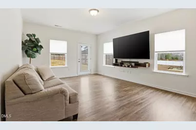 318 Settlers Pointe Drive, Pikeville, NC 27863 - Photo 6