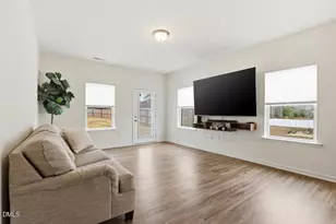 318 Settlers Pointe Dr, Pikeville, NC 27863 - Photo 6