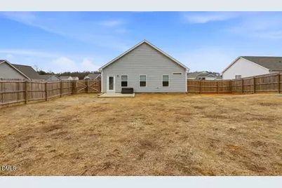 318 Settlers Pointe Drive, Pikeville, NC 27863 - Photo 4