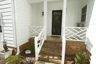 8613 Windjammer Dr, Raleigh, NC 27615 - Photo 4