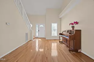 5210 Groveside Ct, Raleigh, NC 27613 - Photo 12