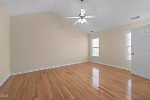 5210 Groveside Ct, Raleigh, NC 27613 - Photo 14