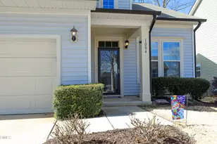 1004 Magnolia Farm Wy, Fuquay-Varina, NC 27526 - Photo 2