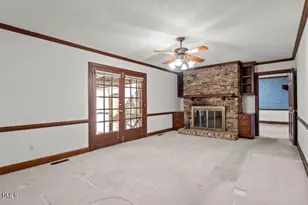 1106 Peachtree Pl NW, Wilson, NC 27896 - Photo 6