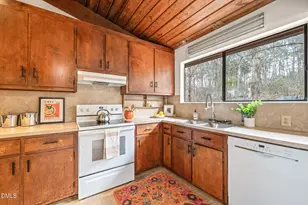 3918 Wynford Dr, Durham, NC 27707 - Photo 10