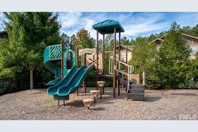 300 Cosgrove Avenue #B7, Chapel Hill, NC 27514 - Photo 16