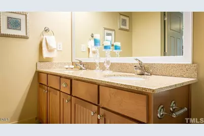 300 Cosgrove Avenue #B7, Chapel Hill, NC 27514 - Photo 38