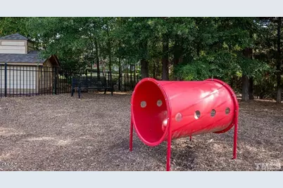 300 Cosgrove Avenue #B6, Chapel Hill, NC 27514 - Photo 14
