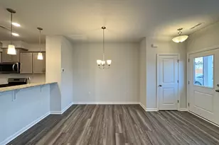 443 Parker Sta Ave, Fuquay-Varina, NC 27526 - Photo 4