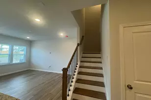 431 Parker Sta Ave, Fuquay-Varina, NC 27526 - Photo 6