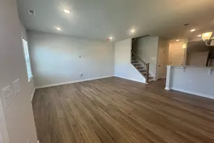 431 Parker Sta Ave, Fuquay-Varina, NC 27526 - Photo 2