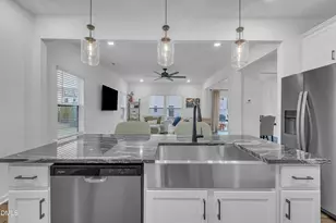 81 Paperwhite Pl, Clayton, NC 27527 - Photo 8