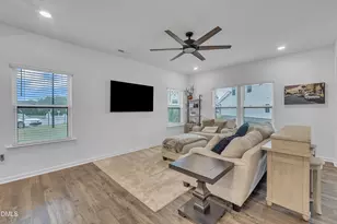 81 Paperwhite Pl, Clayton, NC 27527 - Photo 12