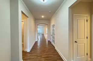 2323 Bethpage Dr, Fuquay-Varina, NC 27526 - Photo 2