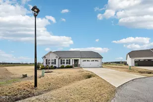 75 Salt Life Pl, Four Oaks, NC 27524 - Photo 2