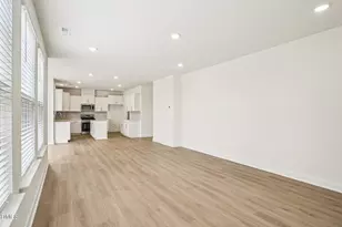 1028 Bolton Pointe Dr, Zebulon, NC 27597 - Photo 6