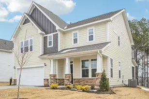 1028 Bolton Pointe Dr, Zebulon, NC 27597 - Photo 2