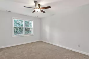 271 Hbr Crk Dr, Cary, NC 27511 - Photo 24