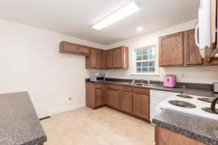 3115 Wedgewood Dr, Fayetteville, NC 28301 - Photo 6