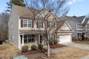 109 Florence Dr, Clayton, NC 27527 - Photo 2