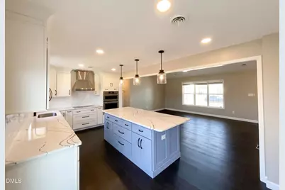 2218 Foster Gwin Lane, Fayetteville, NC 28304 - Photo 6