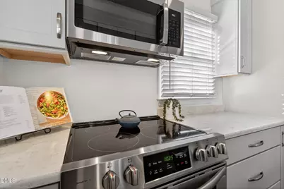 10 Hickorywood Square, Durham, NC 27713 - Photo 14