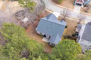 830 Bridlemine Dr, Fuquay-Varina, NC 27526 - Photo 34