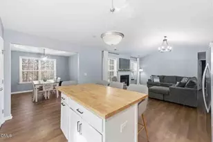 830 Bridlemine Dr, Fuquay-Varina, NC 27526 - Photo 8