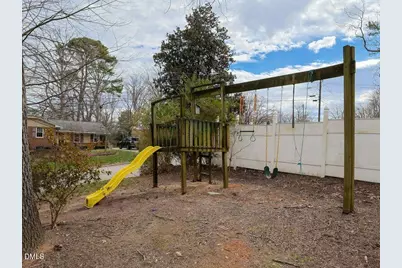 211 Westridge Drive, Raleigh, NC 27609 - Photo 44