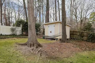 211 Westridge Dr, Raleigh, NC 27609 - Photo 46