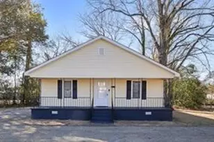 804 E Pine St, Goldsboro, NC 27530 - Photo 1