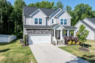 463 Badger Pass Dr, Clayton, NC 27527 - Photo 2