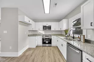 1006 Clifton Terrace, Kinston, NC 28501 - Photo 10