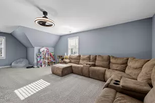 609 Oakhall Dr, Holly Springs, NC 27540 - Photo 32