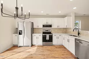 7319 Great Laurel Dr, Raleigh, NC 27616 - Photo 14