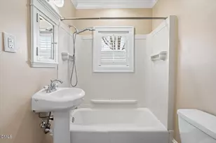 2609 Davis St, Raleigh, NC 27608 - Photo 30