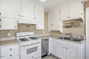 2609 Davis St, Raleigh, NC 27608 - Photo 24