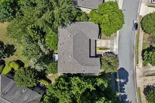 203 Bluefield Rd, Chapel Hill, NC 27517 - Photo 4