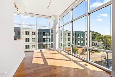 140 W Franklin Street #Unit 307, Chapel Hill, NC 27516 - Photo 2